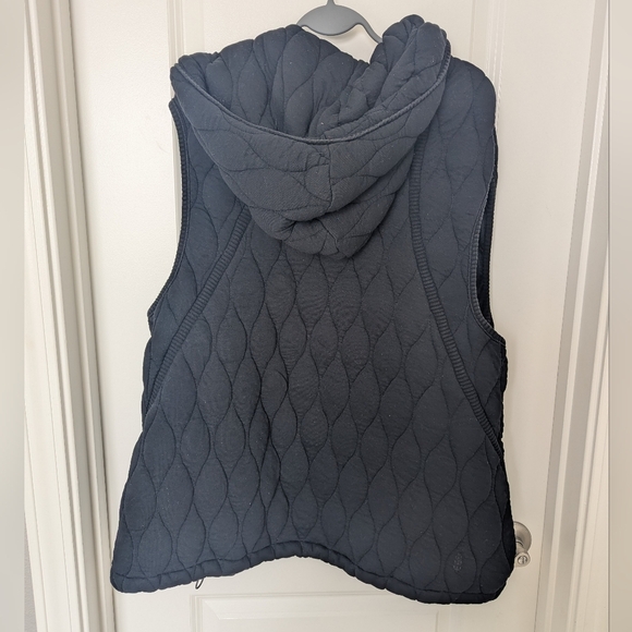 FP Movement Dream Big Quilted Vest - Picture 6 of 7